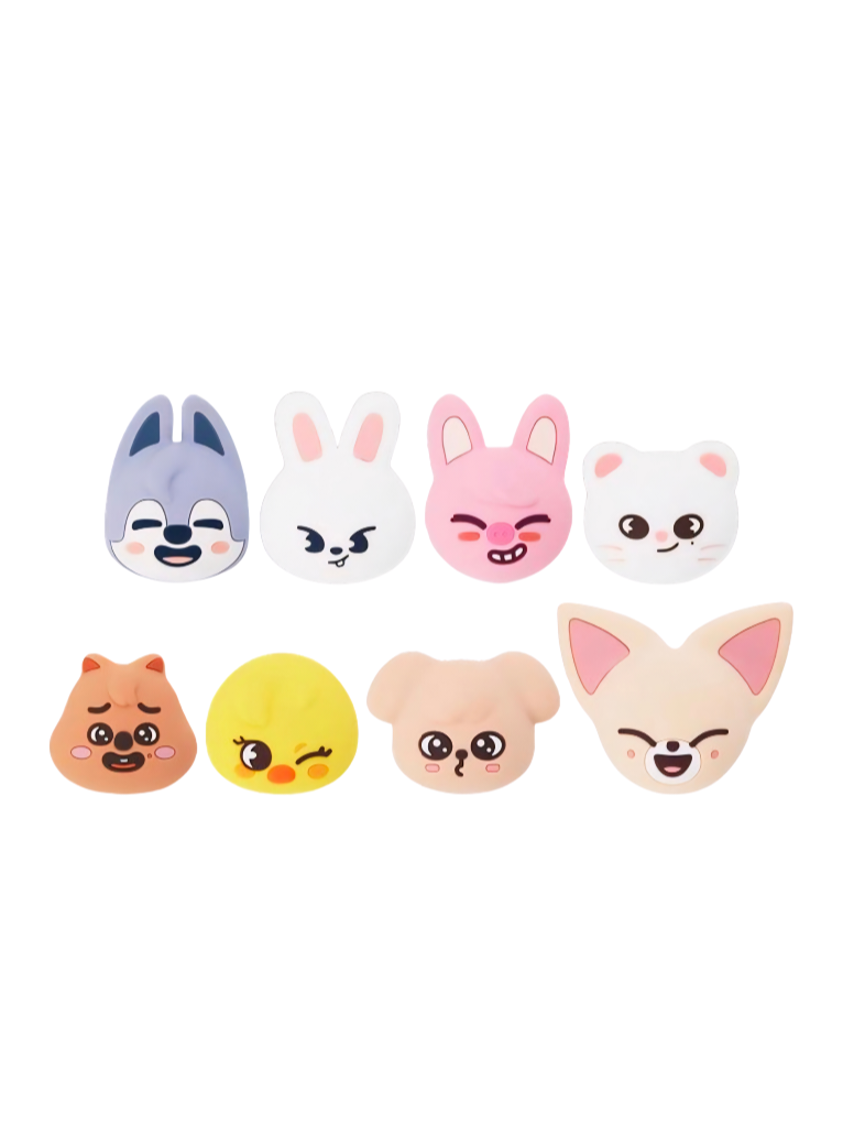 SKZOO Tamagotchi & Case set